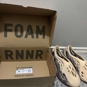 authentic cream clay Yeezy foam runners
